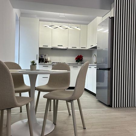 Apartament Raira Крайова Экстерьер фото